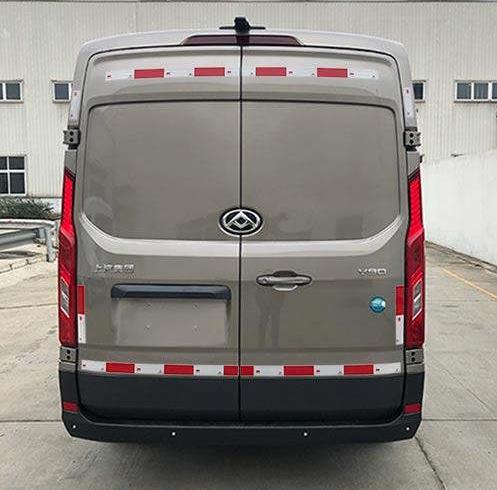 大通牌SH5042XXYJ9DB廂式運輸車公告圖片