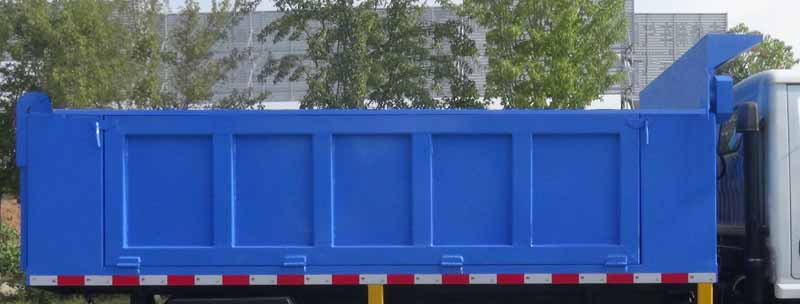 華通牌HCQ5075ZLJEQ6自卸式垃圾車公告圖片