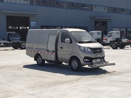 路面养护车