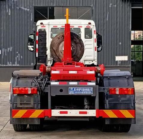 程力威牌CLW5310ZXXZ6車廂可卸式垃圾車公告圖片