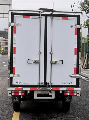 長安牌SC5031XLCXND6B1冷藏車公告圖片