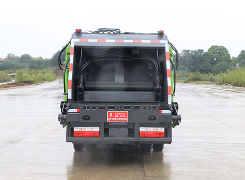 凱力風牌KLF5041ZYSE6壓縮式垃圾車公告圖片