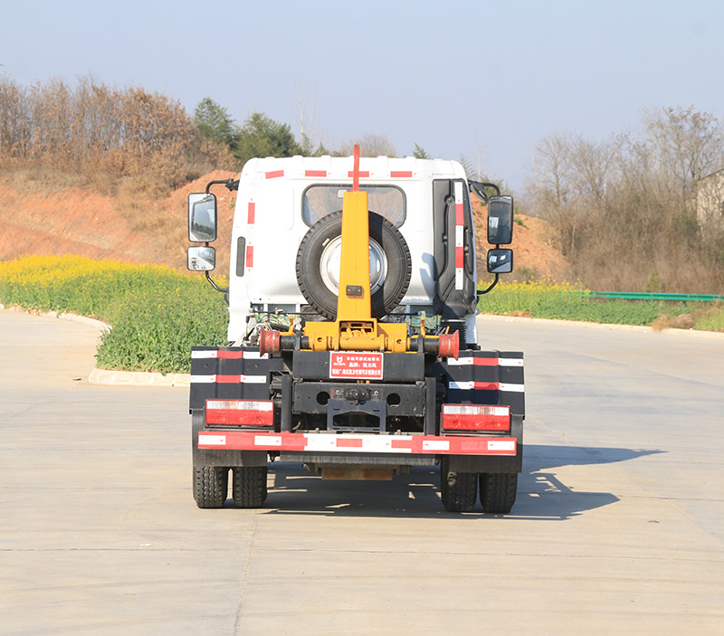 凱力風(fēng)牌KLF5042ZXXE6車廂可卸式垃圾車公告圖片