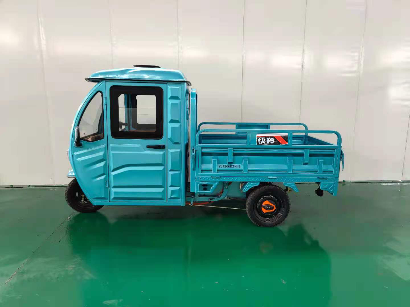 快羚牌YJ1200DZH-3电动正三轮摩托车公告图片
