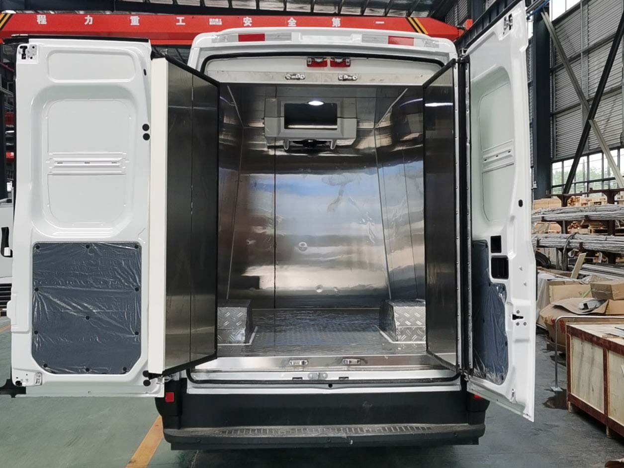 程力重工牌CLH5045XLCN6冷藏车公告图片