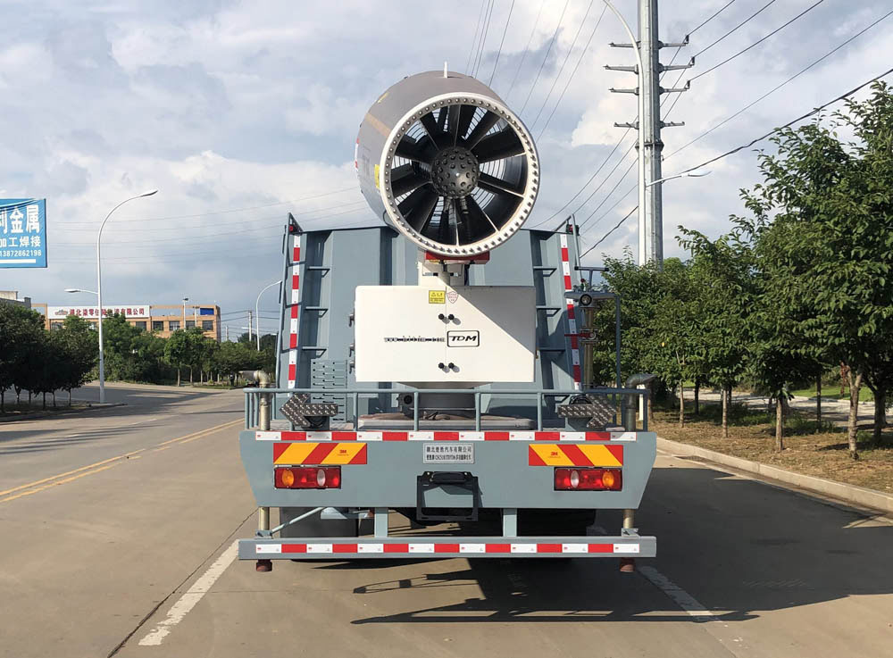 楚勝牌CSC5181TDYD6多功能抑塵車公告圖片