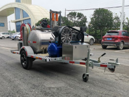 中置轴挂车