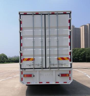 東風(fēng)牌EQ5250XYLT6D醫(yī)療車公告圖片