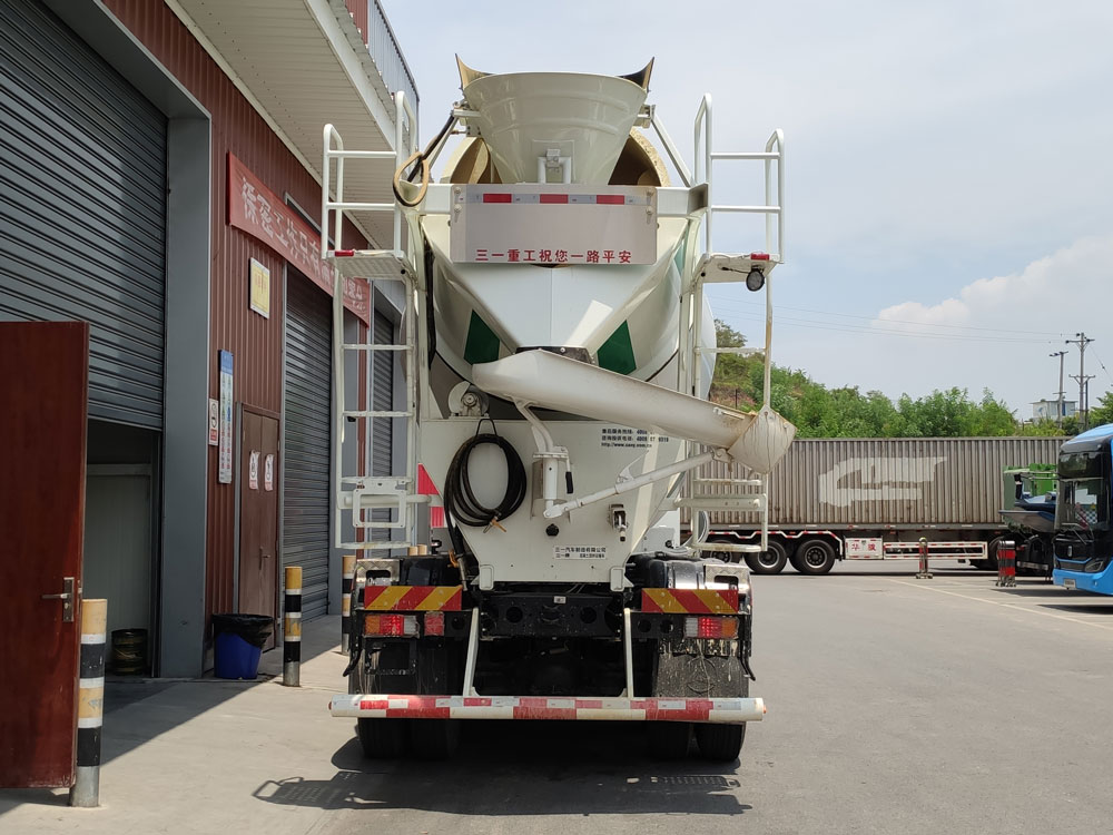 三一牌SYM5310GJB9BEV純電動混凝土攪拌運(yùn)輸車公告圖片