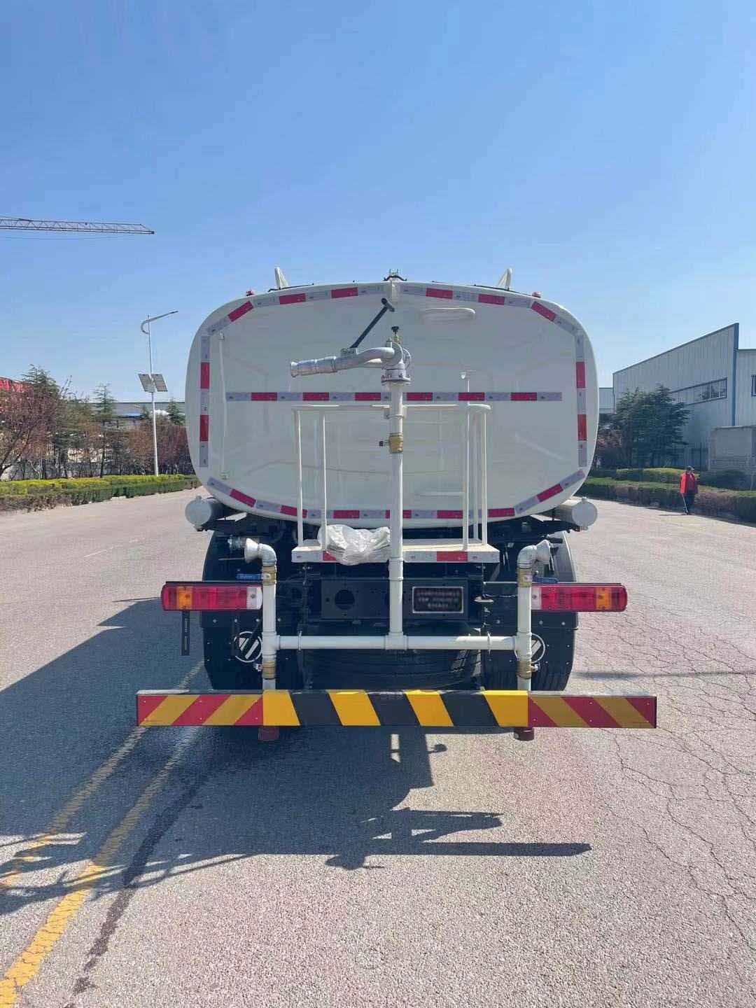 新鷗牌WVY5180GPS-6A綠化噴灑車公告圖片