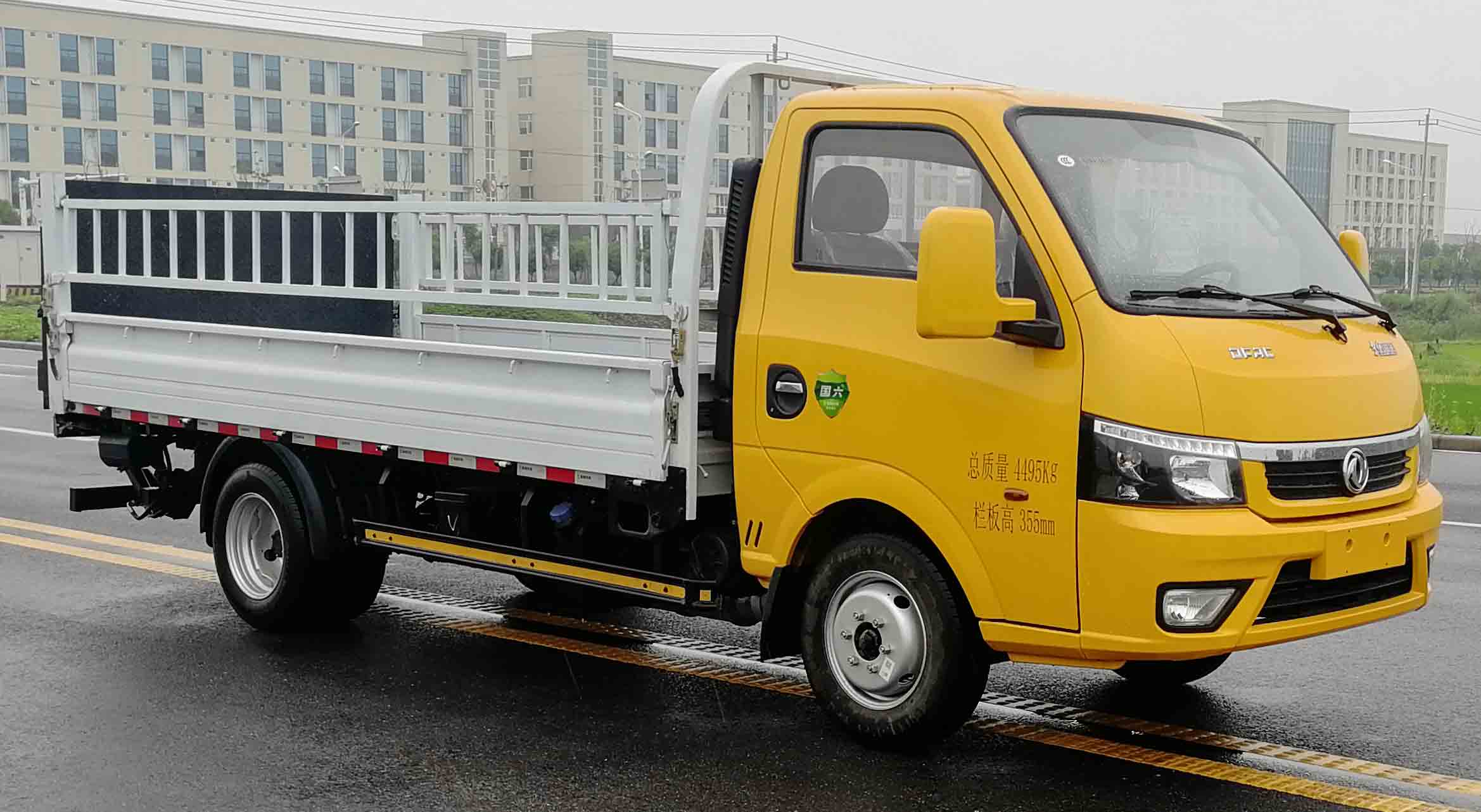 程力新富牌CXF5040CTYEQ6桶装垃圾运输车
