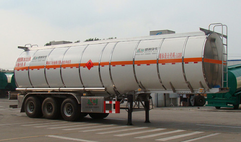 盛润牌SKW9402GRYL铝合金易燃液体罐式运输半挂车图片