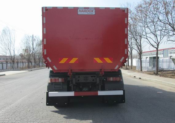 汕德卡牌ZZ5316ZLJN256MF1自卸式垃圾車公告圖片