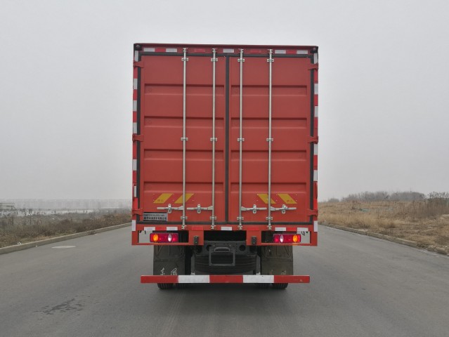 東風(fēng)牌DFH5160XXYBX2廂式運(yùn)輸車公告圖片