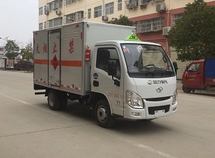 程力威牌CLW5030XRQSH6易燃气体厢式运输车公告图片