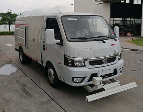 福龍馬牌FLM5041TYHDGBEV純電動路面養(yǎng)護車公告圖片