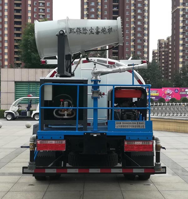 欧铃牌ZB5090GSSJDD6L洒水车公告图片