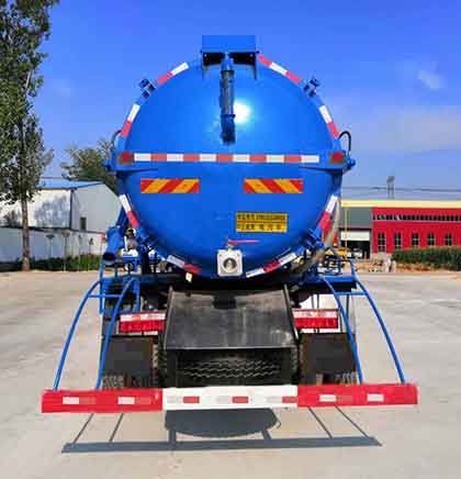 中運威牌ZYW5182GXW6EQ吸污車公告圖片