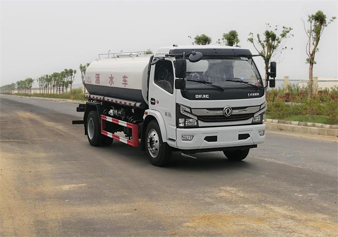 武当一车牌HEQ5125GSSL6D8CDC洒水车