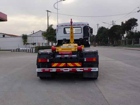 中潔牌XZL5310ZXX6DF車廂可卸式垃圾車公告圖片