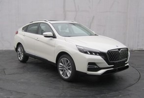 启辰牌DFL7150DTN84型轿车