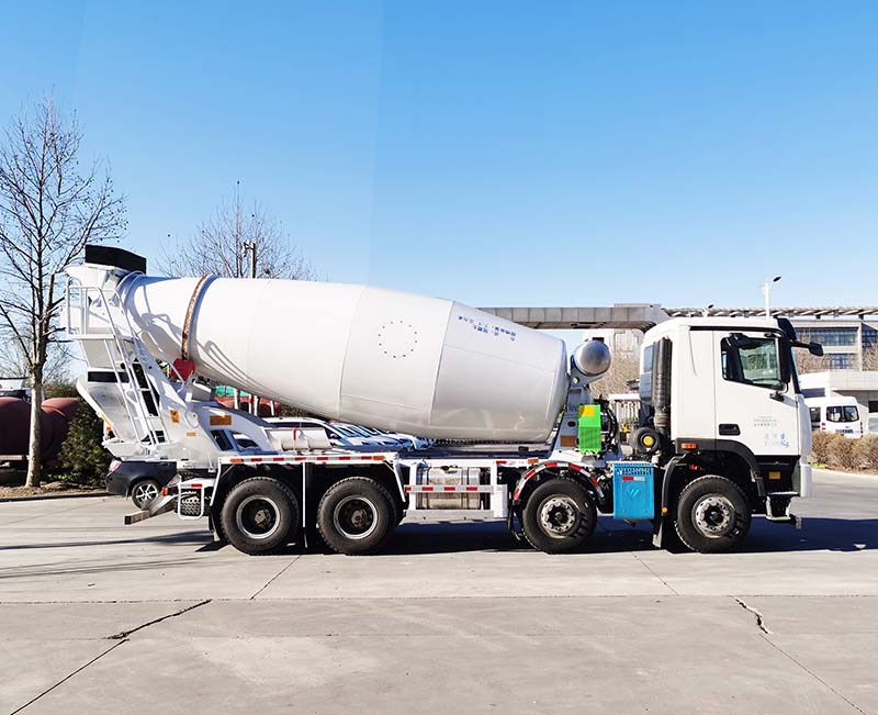 唐鴻重工牌XT5314GJBBJF14混凝土攪拌運(yùn)輸車公告圖片