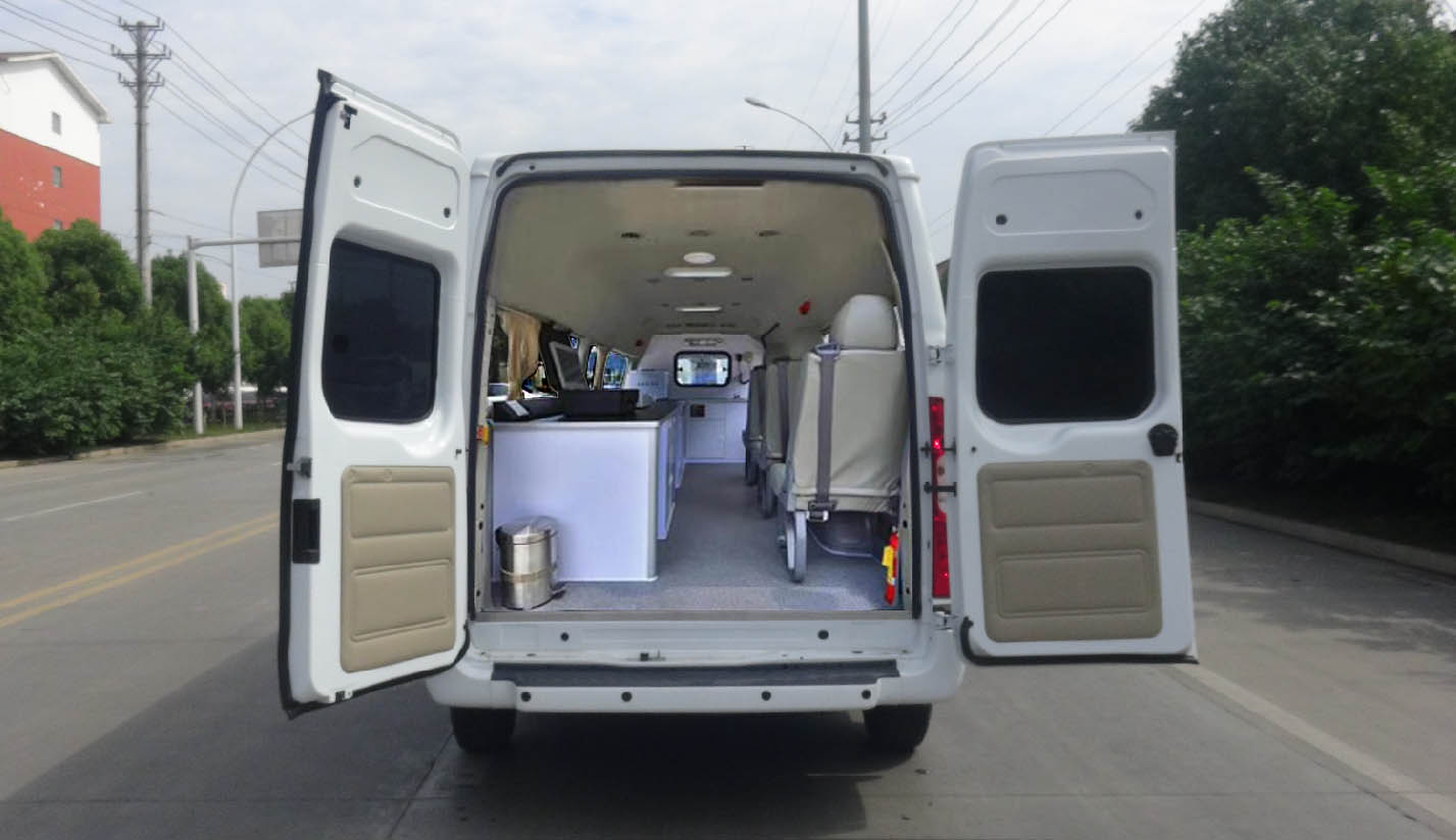 華通牌HCQ5041XDWJX6流動(dòng)服務(wù)車公告圖片