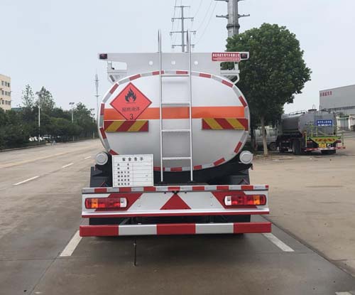 專威牌HTW5185GYYC6C運(yùn)油車公告圖片