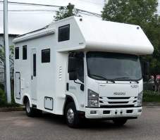 庆铃牌QL5044XLJBUHAJ旅居车