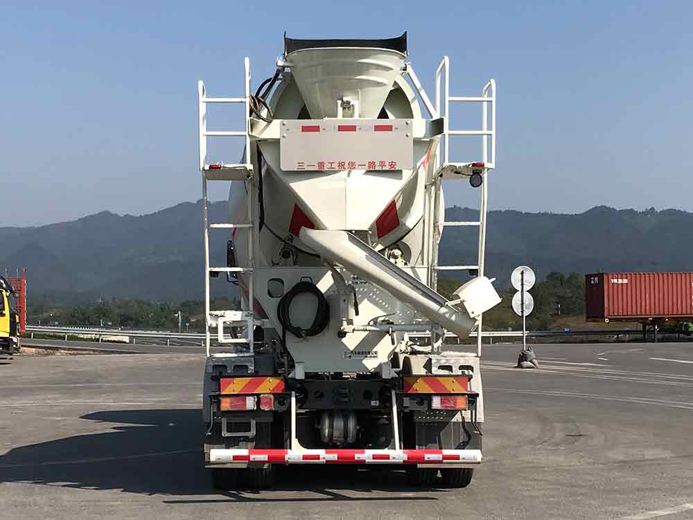 三一牌SYM5320GJB1F混凝土攪拌運(yùn)輸車公告圖片
