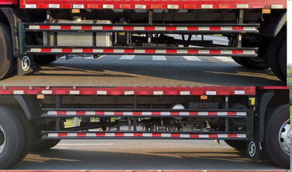 陜汽牌YTQ5181XYKFM50A0翼開啟廂式車公告圖片