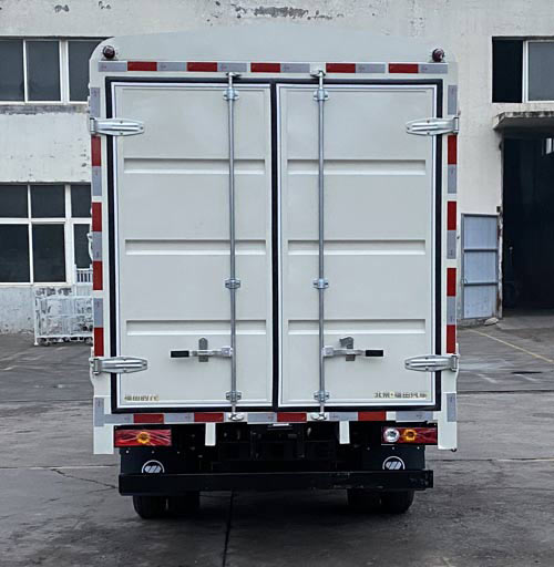 福田牌BJ5035CCY5JV5-01倉(cāng)柵式運(yùn)輸車公告圖片