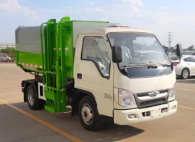 自装卸式垃圾车