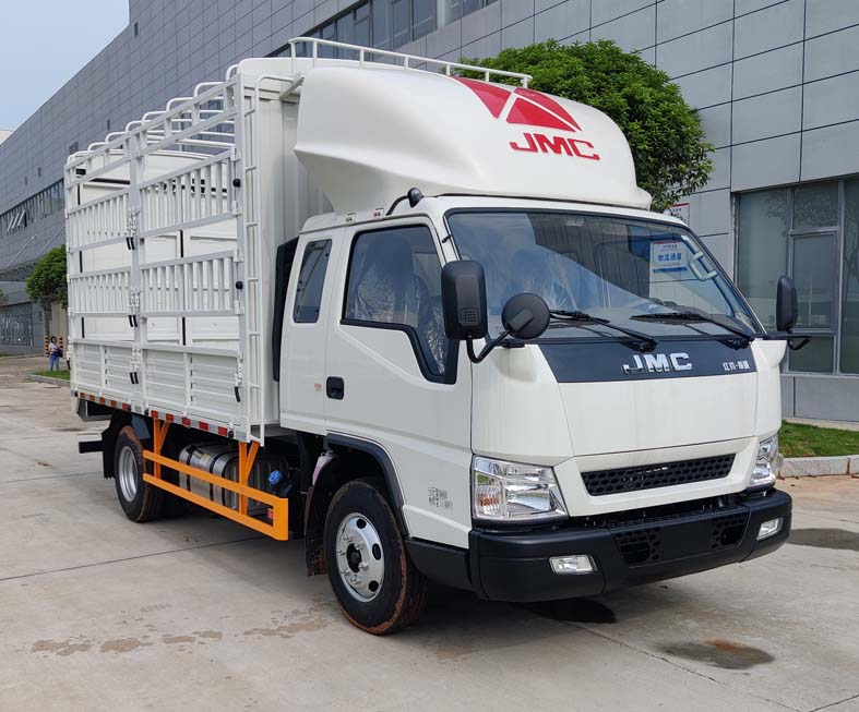 江鈴牌JX5047CCYTGA26倉柵式運(yùn)輸車公告圖片