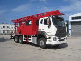 YLL5220TCY采油车图片