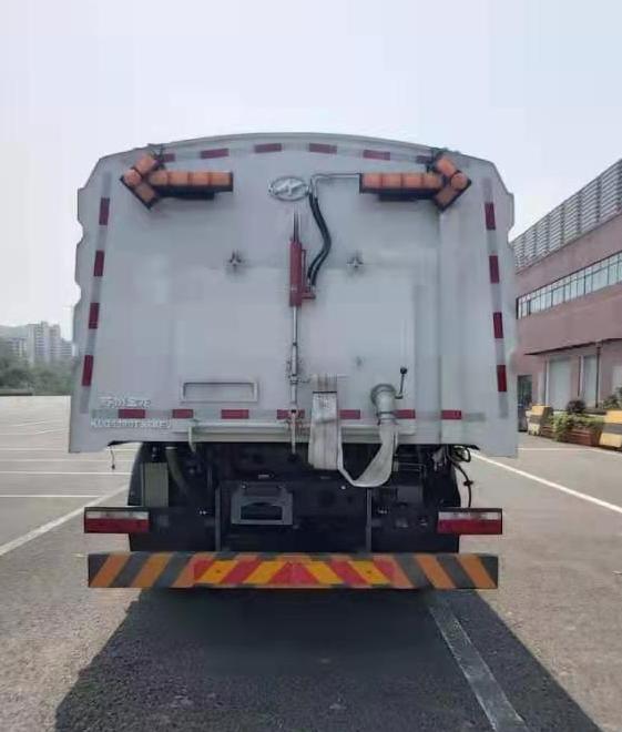 海格牌KLQ5180TXSAEV純電動(dòng)洗掃車公告圖片