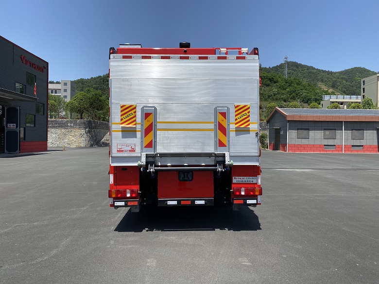 威速龙牌LCG5170TXFXX30/SI洗消消防车公告图片