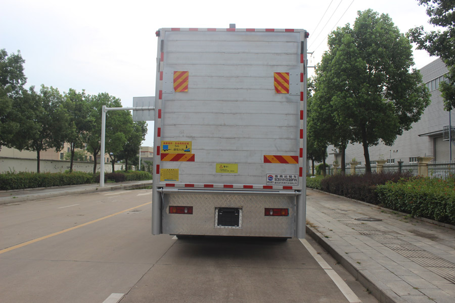 潤知星牌SCS5181CCQDFV6畜禽運(yùn)輸車公告圖片