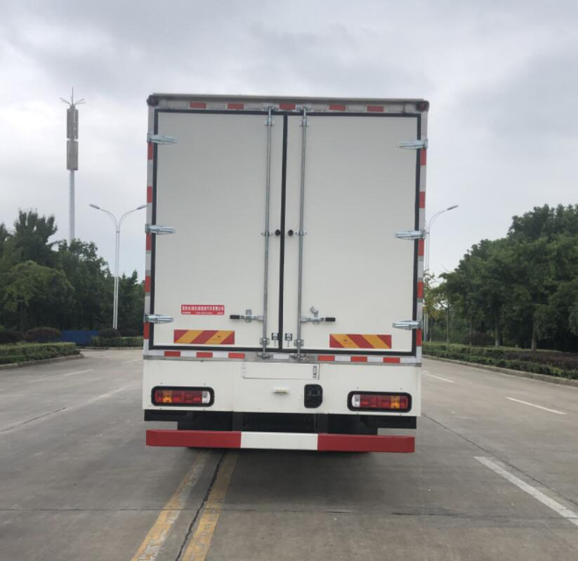 邁德盛牌YAD5160XJX6ZZ檢修車公告圖片