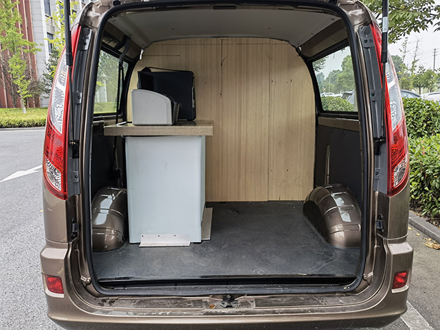 飛球牌ZJL5036XDWB6流動服務(wù)車公告圖片