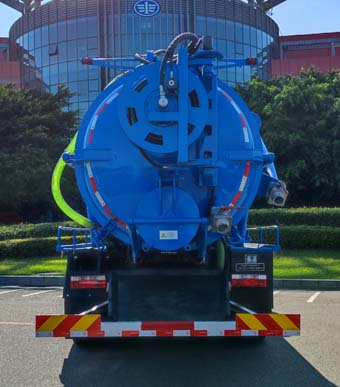 遠(yuǎn)達(dá)牌SCZ5180GQW6清洗吸污車公告圖片