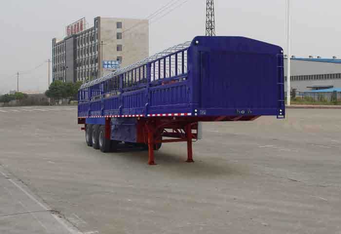 大运牌12.5米30.7吨3轴仓栅式运输半挂车(CGC9370CCY365)
