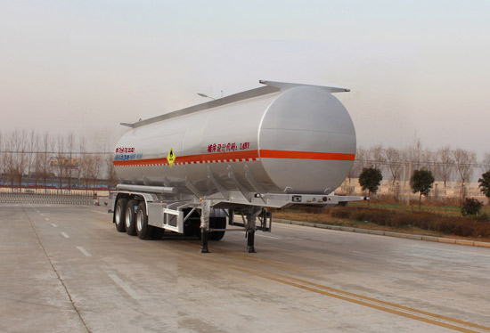 通亚达牌10.4米32.2吨3轴氧化性物品罐式运输半挂车(CTY9400GYW)