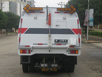 福龙马牌FLM5070TSLQL6扫路车公告图片