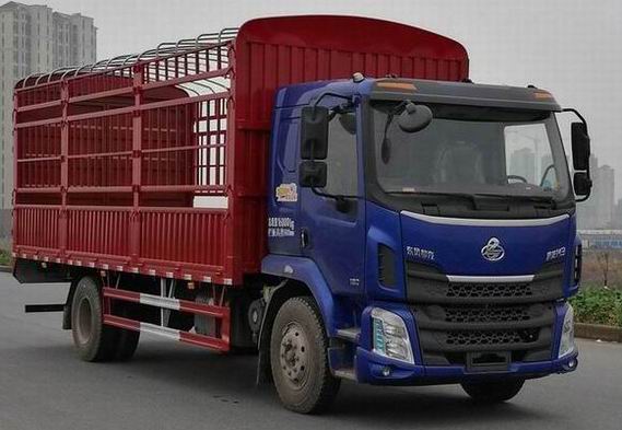 乘龙牌LZ5160CCYM3AC1仓栅式运输车公告图片