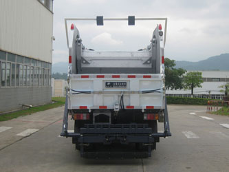 福龍馬牌FLM5070ZYSQL6GW壓縮式垃圾車公告圖片