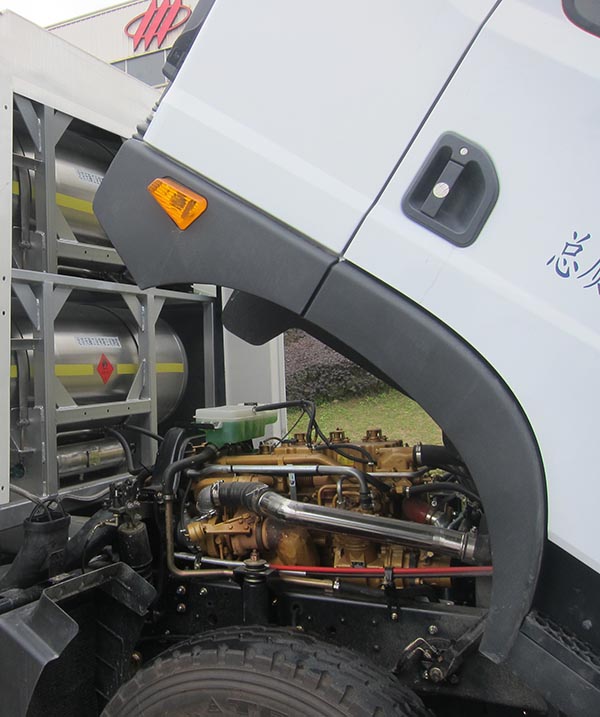 福龍馬牌FLM5180TXCDG6NG吸塵車公告圖片