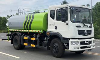 绿化喷洒车