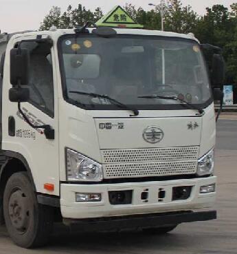 專威牌HTW5120XRYCA6易燃液體廂式運(yùn)輸車公告圖片