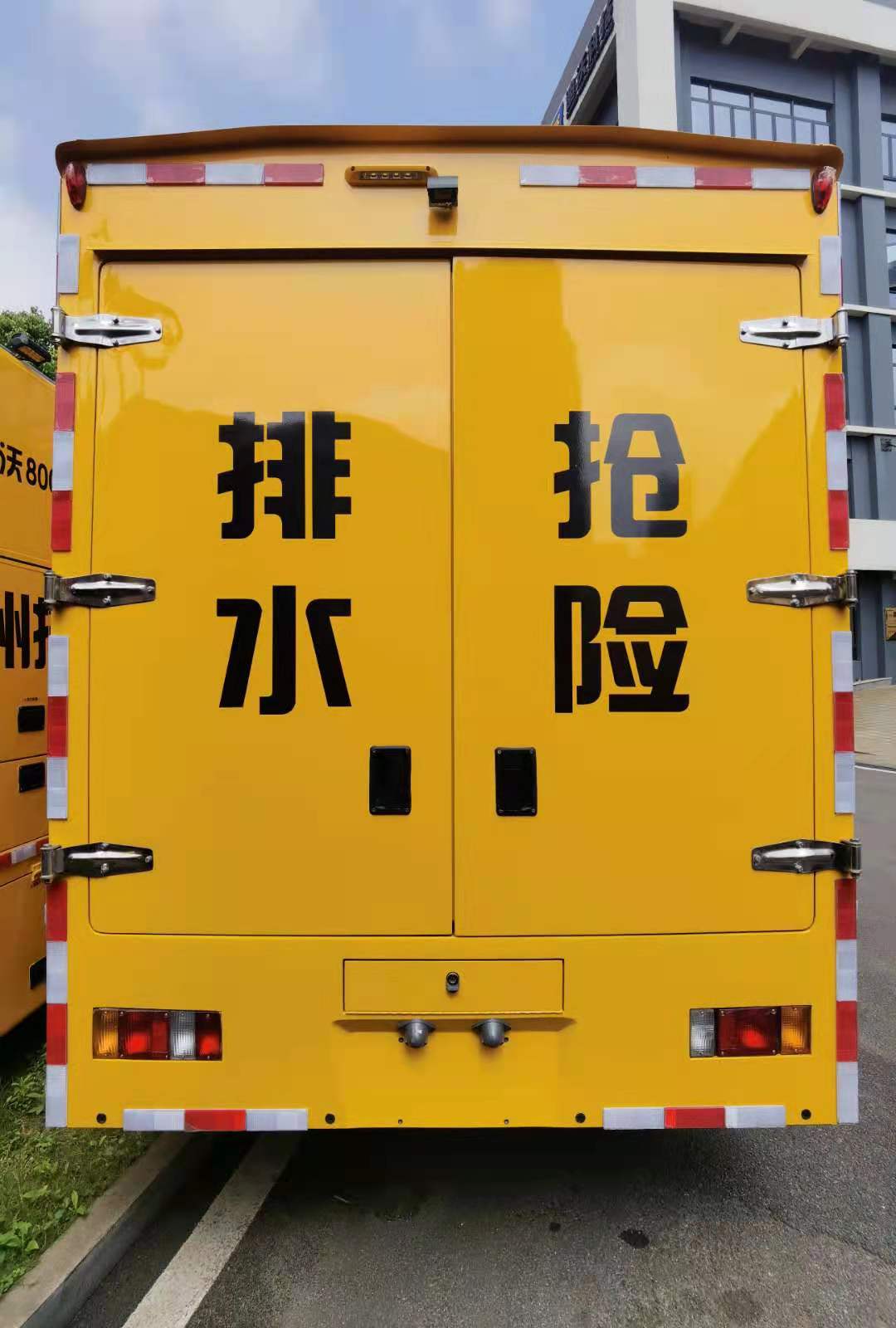 笛沃牌DWP5071TPSD1大流量排水搶險車公告圖片